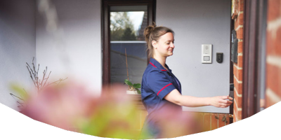 <h4><strong>Hospice in the Home</strong></h4>
<p>Our Hospice in the Home team includes a number of different services to support local people living with incurable illness in their own homes.</p>