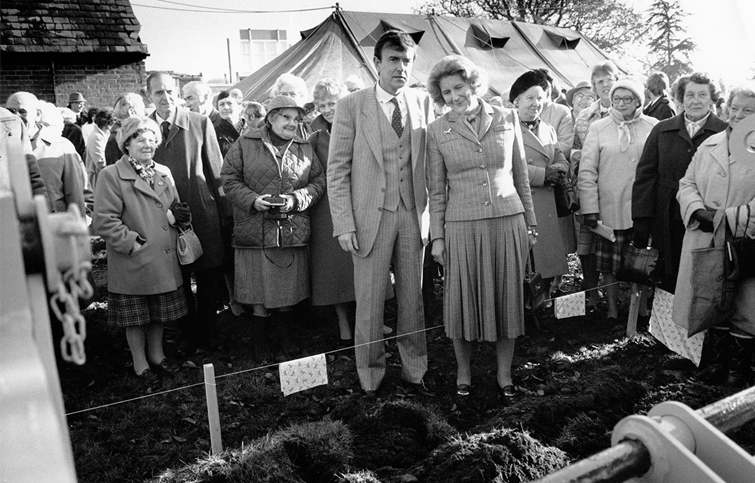 The building gallery 11