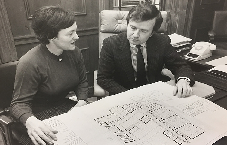 Come on everyone - help the hospice